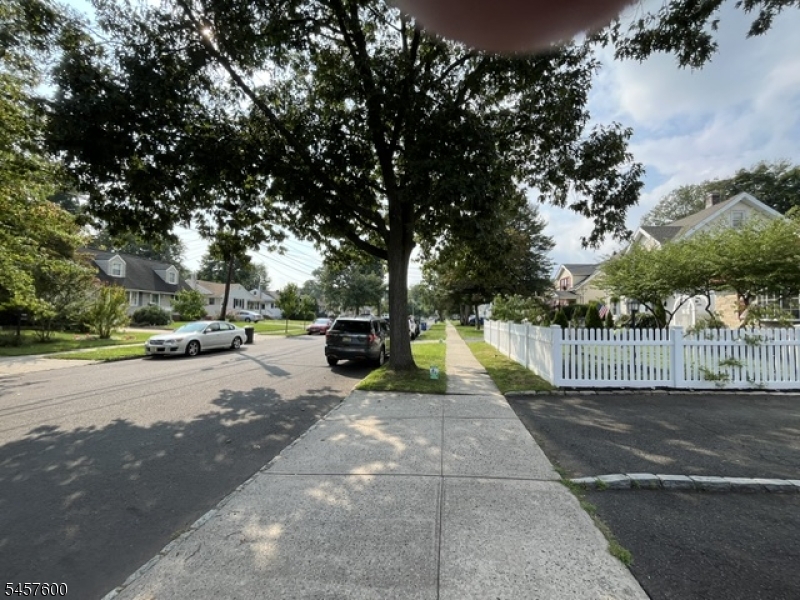 239 Chestnut St Property Photo 1