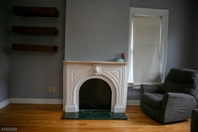667 Madison Ave Property Photo 3