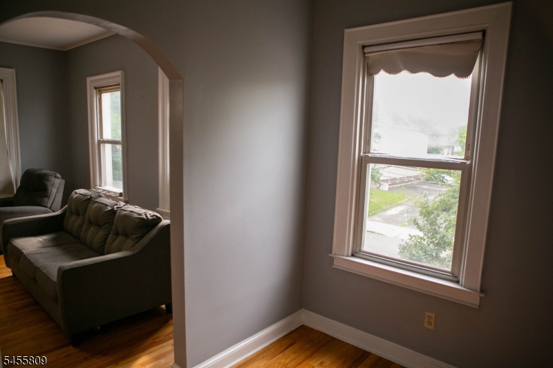 667 Madison Ave Property Photo 4