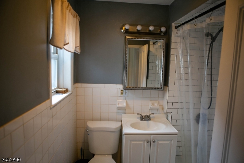 667 Madison Ave Property Photo 17