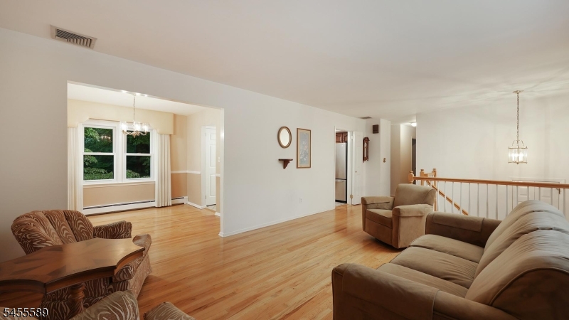 37 Ambar Pl Property Photo 5