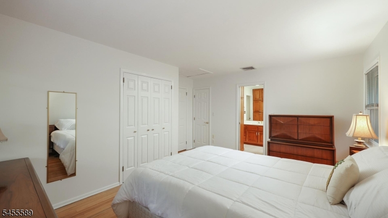 37 Ambar Pl Property Photo 12