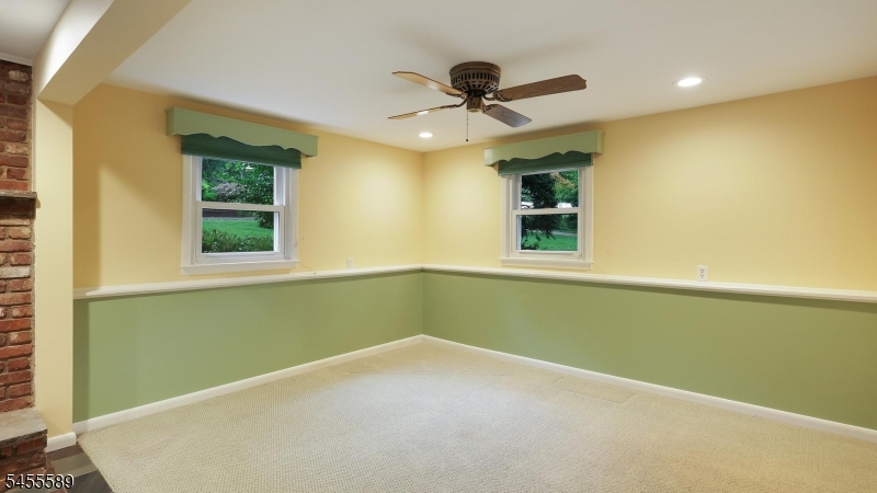37 Ambar Pl Property Photo 22