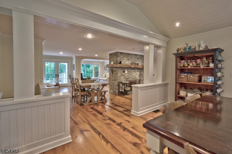119 W Valley Brook Rd Property Photo 18