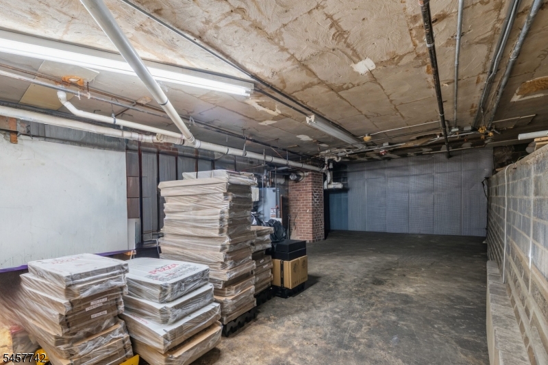 1014 Stuyvesant Ave Property Photo 16