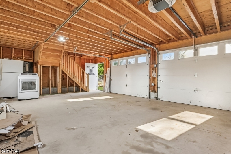 171 S Bridge St. Property Photo 2