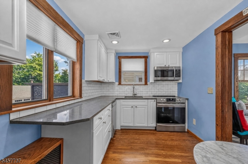 31 Frederick St Property Photo 14