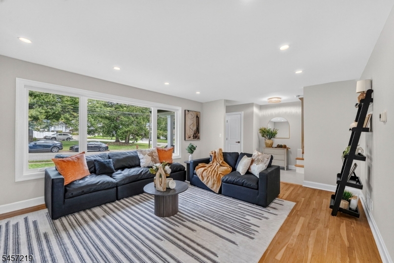 15 Haussler Ter Property Photo 7
