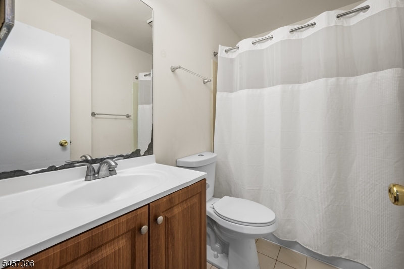 11 Canterbury Cir Property Photo 20
