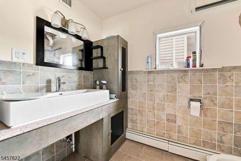 437 State Route 10 Property Photo 5
