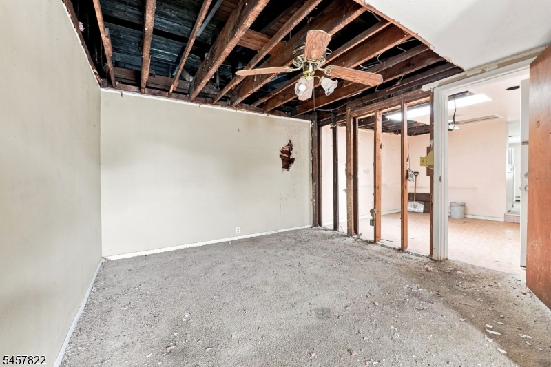 437 State Route 10 Property Photo 8