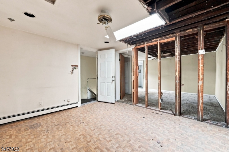 437 State Route 10 Property Photo 13