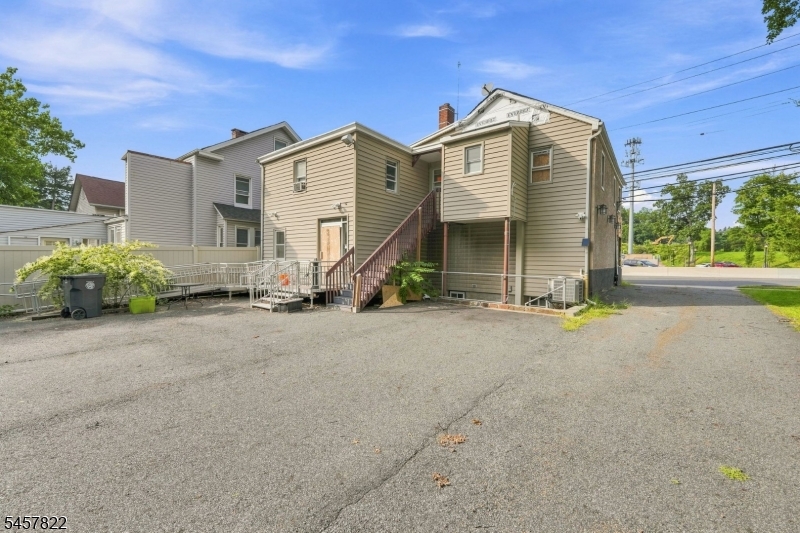 437 State Route 10 Property Photo 17