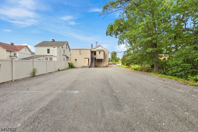 437 State Route 10 Property Photo 19
