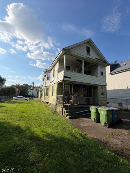 1220 E Henry St Property Photo 12