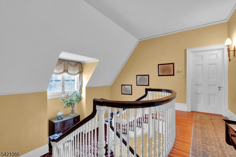 1112 Watchung Ave Property Photo 25