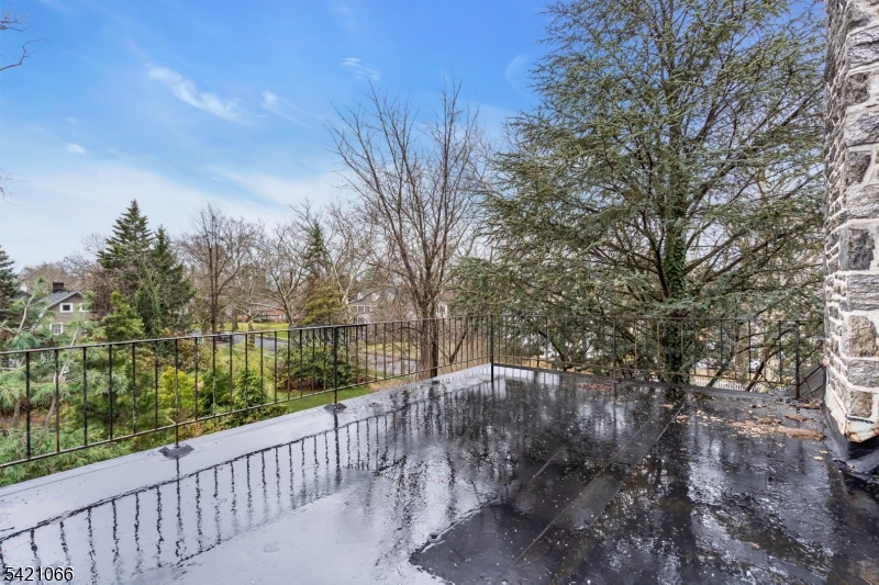 1112 Watchung Ave Property Photo 41