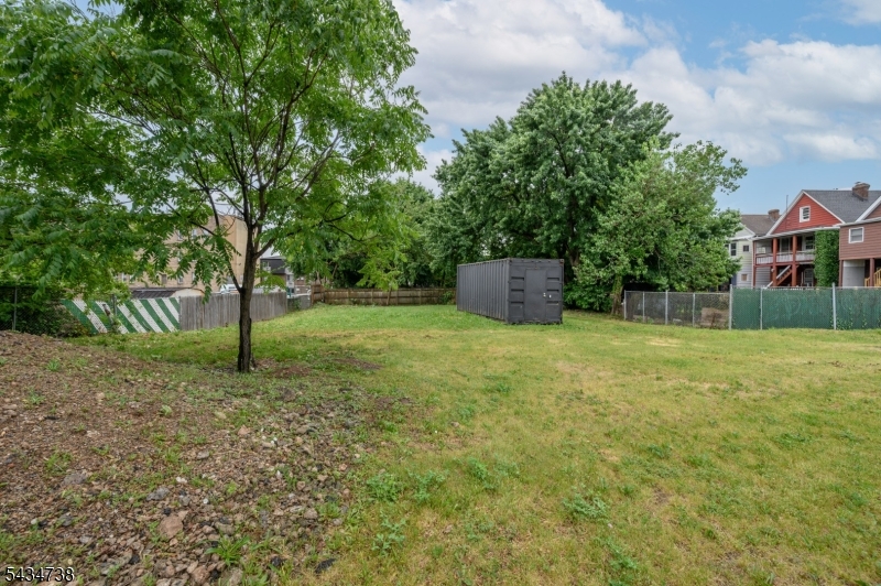 Grier Ave Property Photo 5