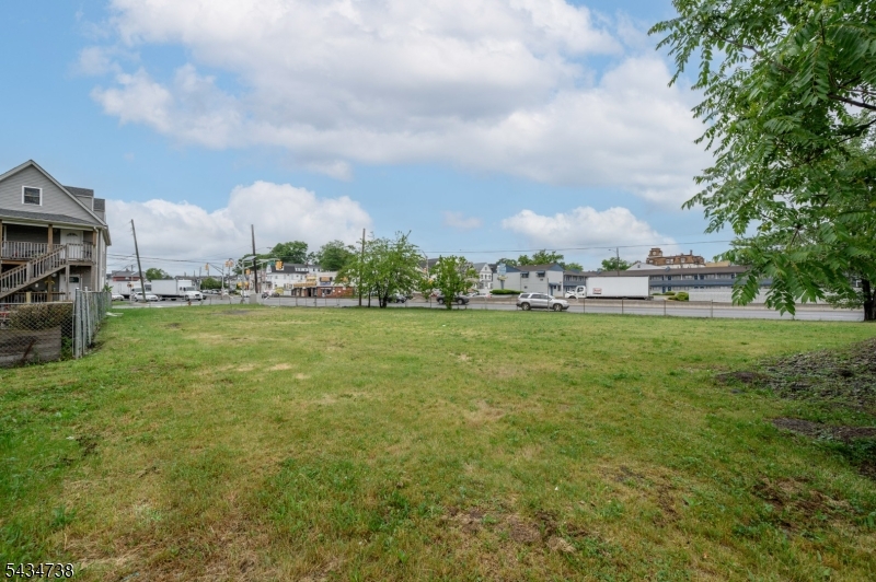 Grier Ave Property Photo 6