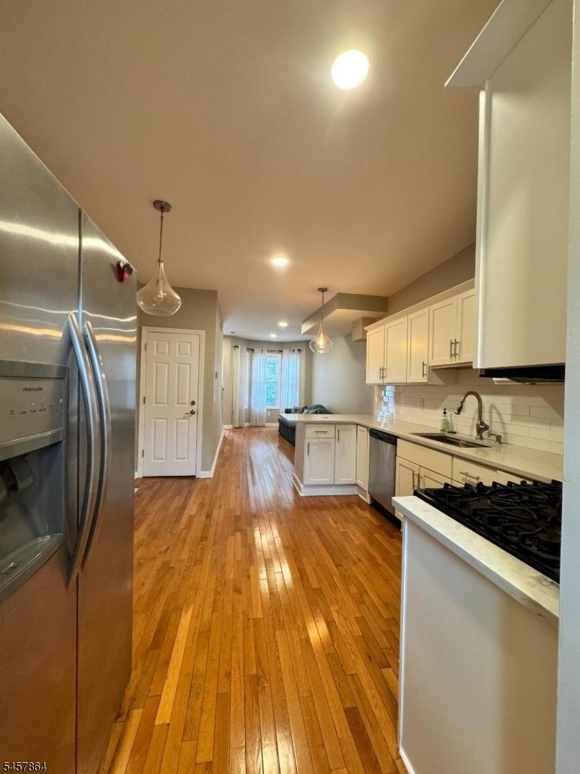 968 Dehart Pl Property Photo 6