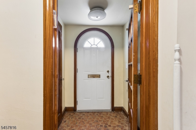 1415 N Wood Ave Property Photo 16