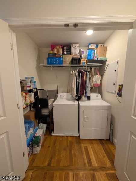 104 Broughton Ave 1b Property Photo 20