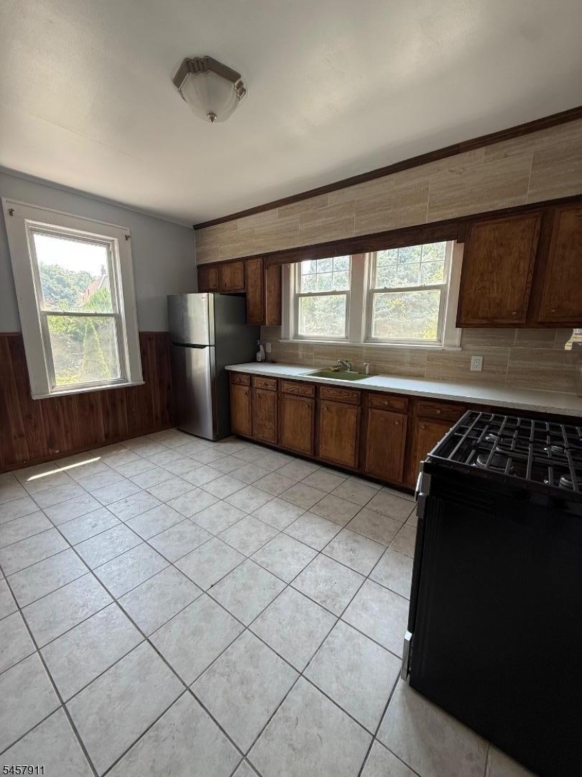 8 Chapman St 1 Property Photo 1
