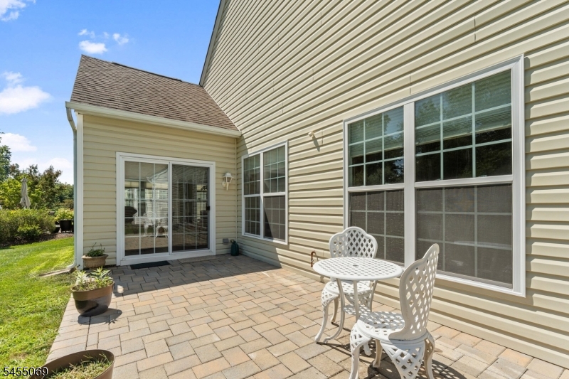 574 Post Ln Property Photo 39