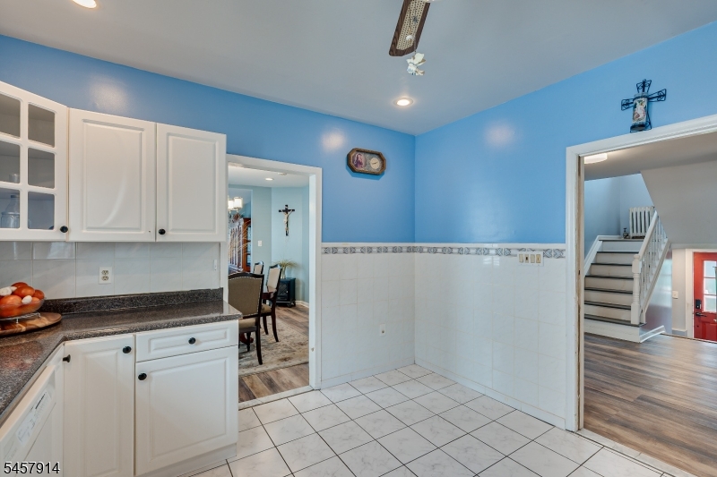 1331 Center St Property Photo 18