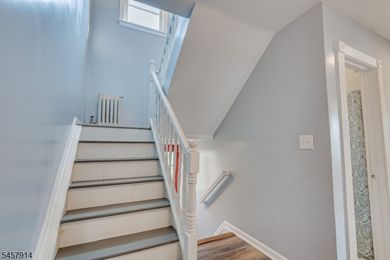 1331 Center St Property Photo 26