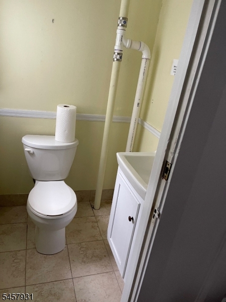 72 Main St Property Photo 4