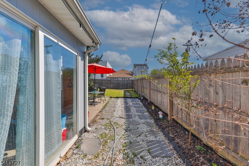 389 Grant St Property Photo 41