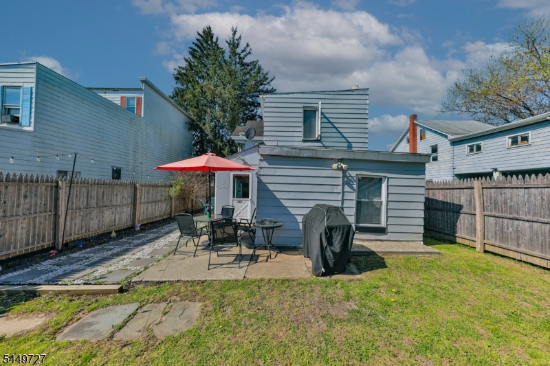 389 Grant St Property Photo 44