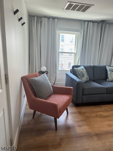 40 Jay St 3 Property Photo 4