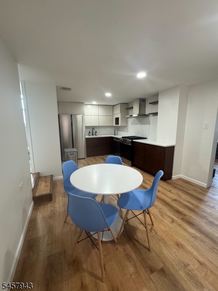 40 Jay St 3 Property Photo 9
