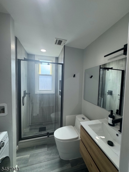 40 Jay St 3 Property Photo 15