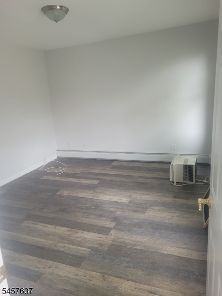 230 Pine St Property Photo 14