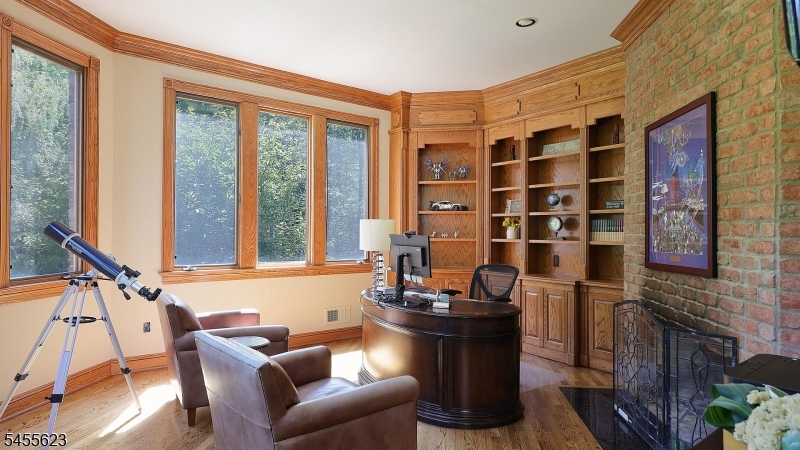 12 Hill Hollow Rd Property Photo 9