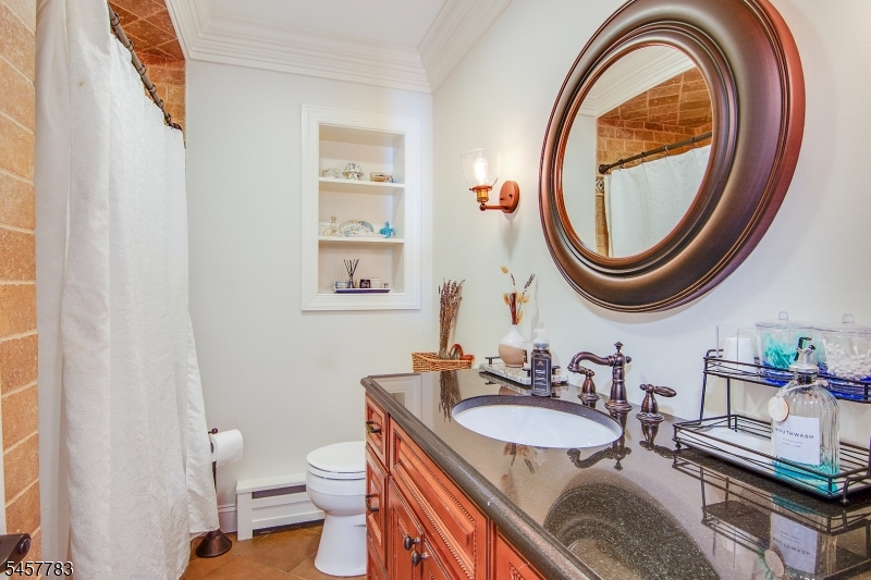 42 Randolph St Property Photo 28