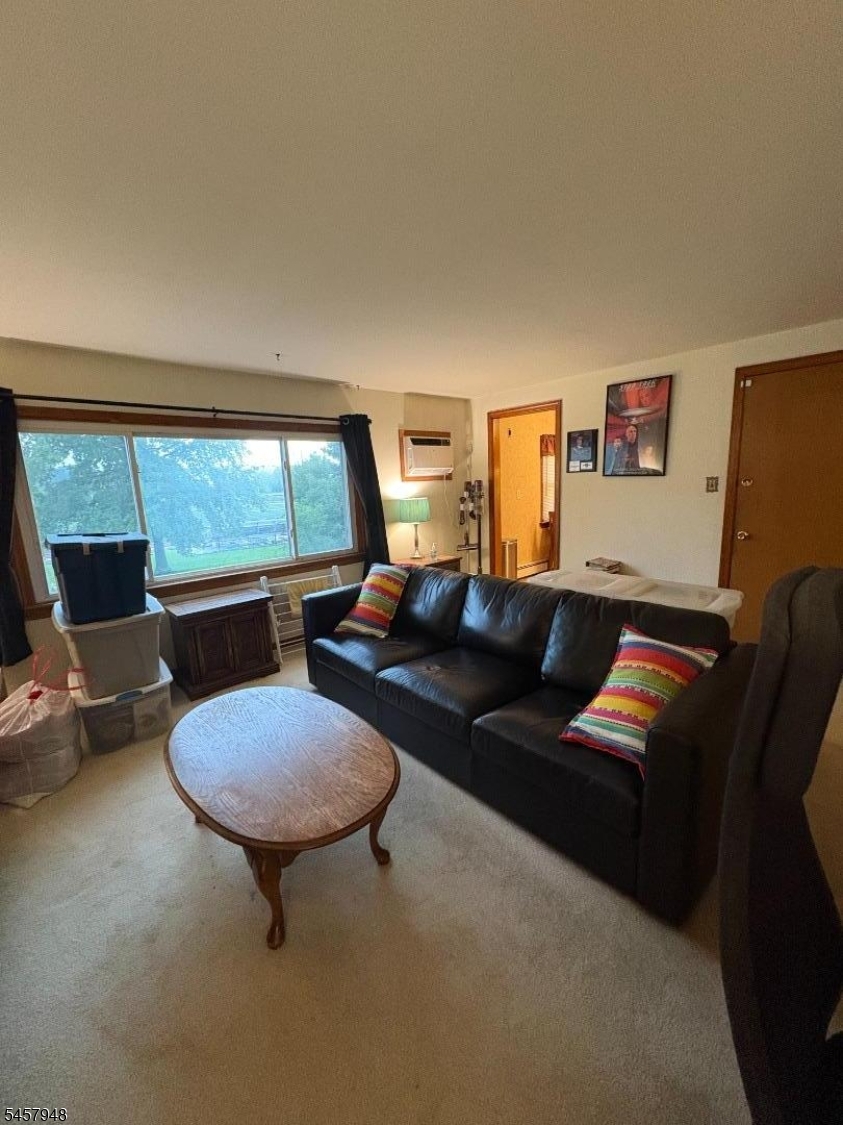 839 Riverside Ave 2 Property Photo 5