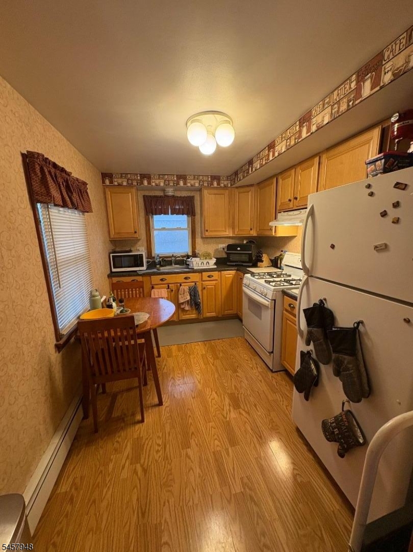 839 Riverside Ave 2 Property Photo 11