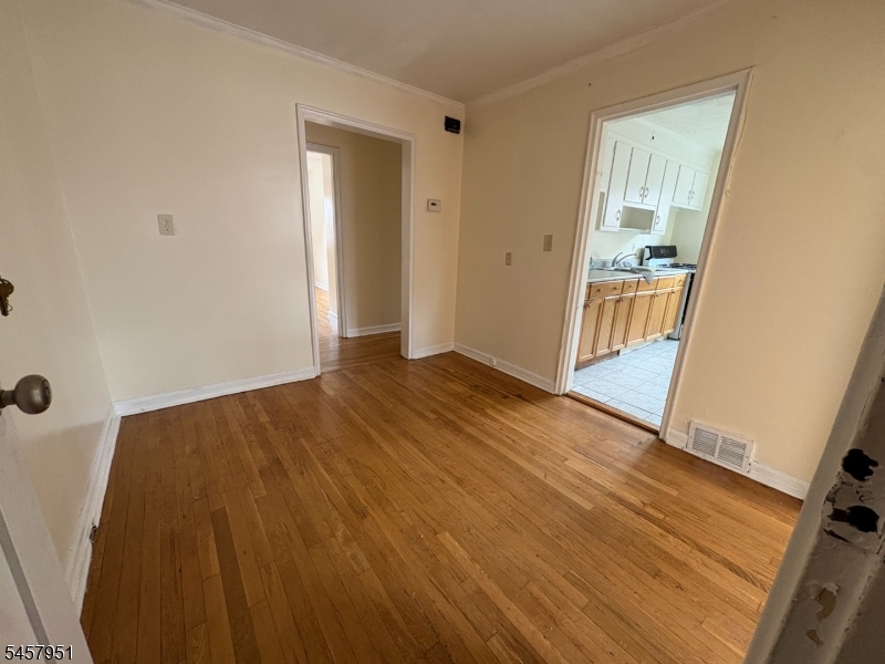 138 Midland Pl Property Photo 1