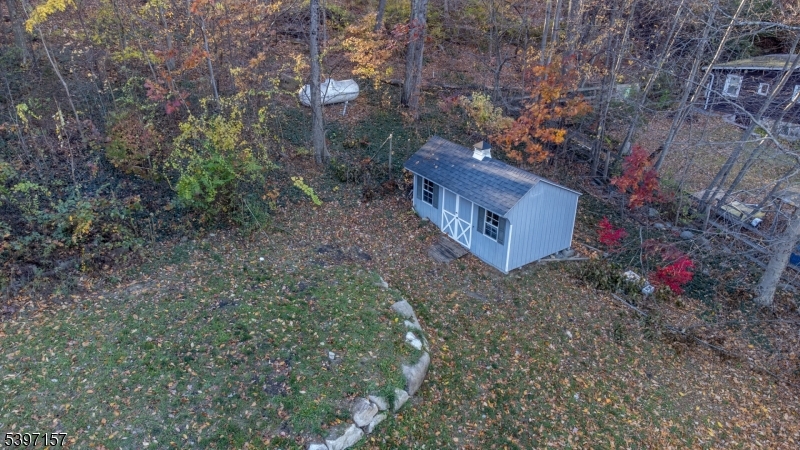 18 Decker Pond Rd Property Photo 35