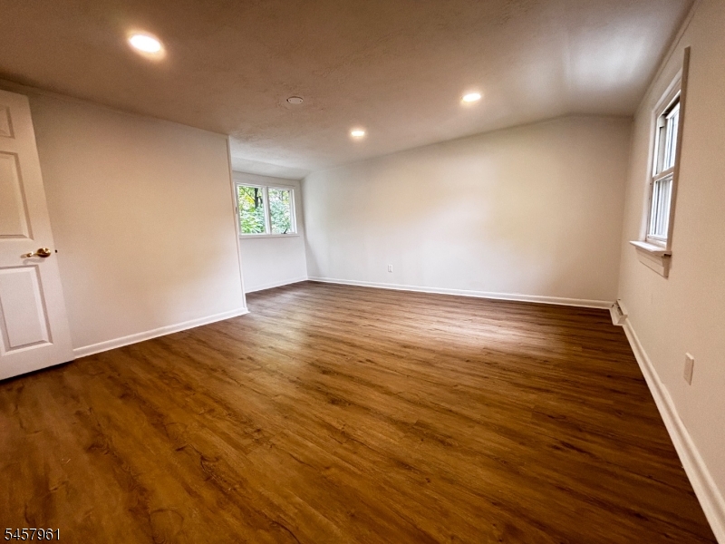 20 Garbarino Ave Property Photo 29
