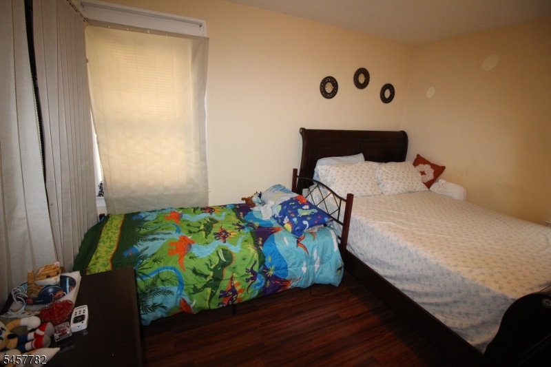 10 Rose Ter Property Photo 7