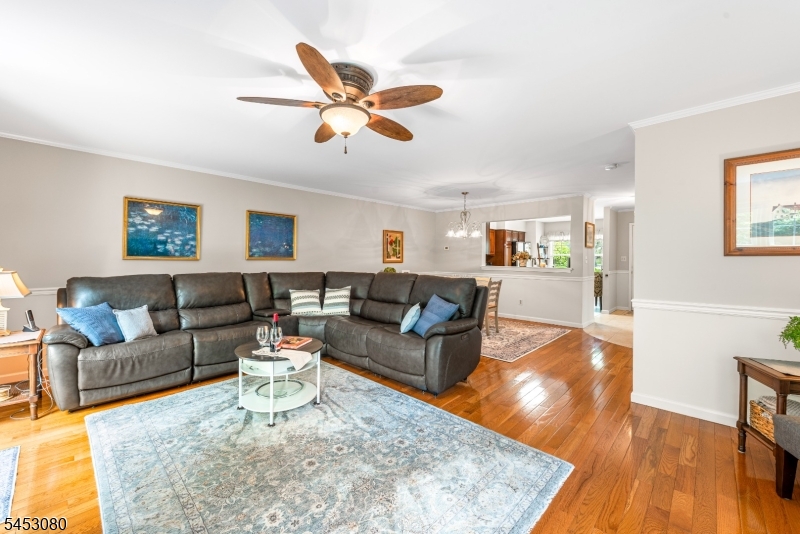 54 Woodledge Ct Property Photo 8