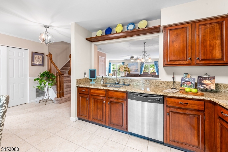 54 Woodledge Ct Property Photo 10