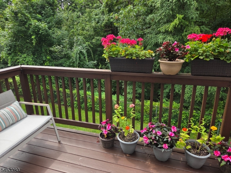 54 Woodledge Ct Property Photo 28