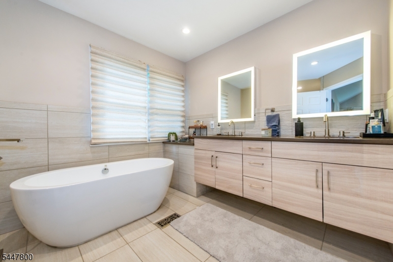 7 Gordon Place Property Photo 19