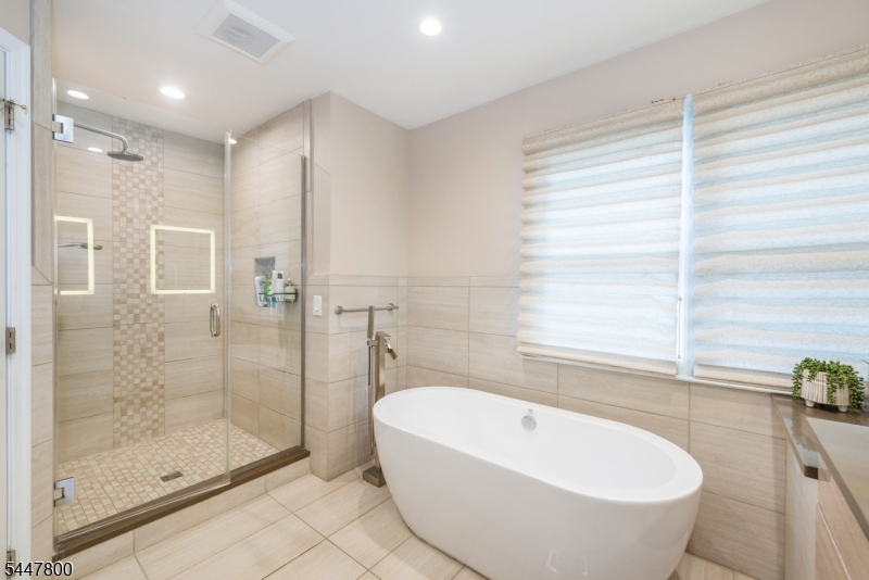 7 Gordon Place Property Photo 20